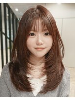 クム(kumu) レイヤーカット/ワインレッド/カシスレッド/バーガンディ