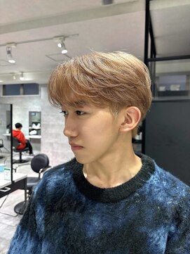 アンダーバーホワイト(_WHITE) ハイトーンセンターパート