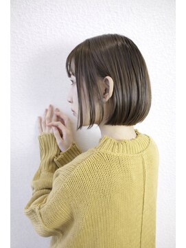 フォイルヘアー(Foil.hair) 20代30代◎オリーブカラー×切りっぱなしミニボブ