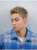 刈り上げショート/ハイトーン〈理容室〉