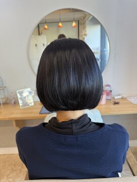 ブルーム(BROOM) 前下がりボブ