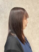 コンフィバイアーティス(Confi by Artis) ツヤツヤストレートスタイル