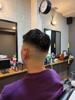 ザ ブライト バーバー(The BRIGHT BARBER)&nbsp;フェザーアップ　スキンフェード