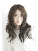 ヘアスピリッツアンクス(Hair Spirit anx)&nbsp;センターパートのゆるふわカール