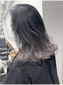 バレイヤージュグラデーション!コントラスト強めシルバーグレー