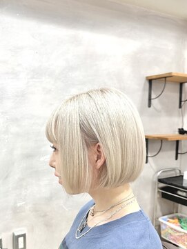 ロア 福岡天神本店(LORE) ホワイトカラー◎natsu