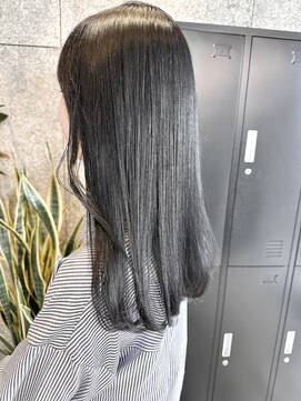 メルバイレガロ 水戸(mer by REGALO) 暗髪グレージュ/地毛風カラー/韓国ブラック