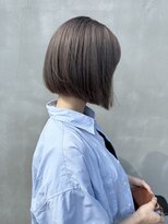 ソソ(soso.)&nbsp;顎下2センチボブ【シルバーベージュ】