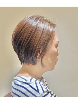 ベロー(BeLLo) ショート/耳掛け/丸みショート/前髪長め/岡山