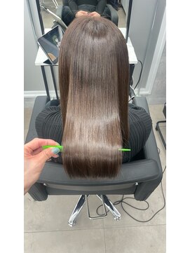 シンシア 新宿(CYNTHIA) 【CYNTHIA/イリス】イメチェンスタイル/ホワイトブロンド