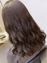 アメリ バイ アピッシュ(Amelie by apish)&nbsp;コテ巻き風パーマ少ししっかり目　新デジタルパーマ