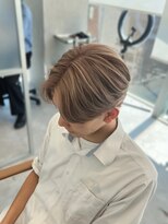 ジーナ 天神(Zina)&nbsp;ミルクティーベージュ/ハイトーン/韓国風センターパート