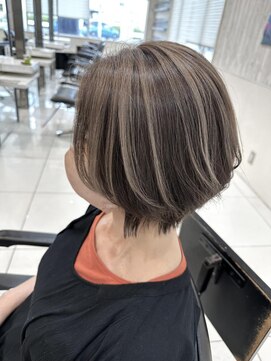 ヘアアンドビューティー クアトロ 戸祭店(QUATRO) 白髪ぼかし