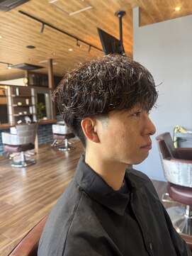 シャドウパーマ