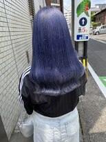 ヴィンスジオ 岐阜駅南(vince gio) ブルーの中に隠れるシルバー感◎