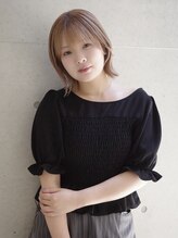 シア(sia)&nbsp;古家 愛羽