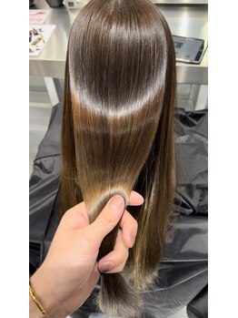カラット 堺東(CARAT)の写真/オーダーメイドの髪質改善も◎[堺東/堺東駅/縮毛矯正/髪質改善/酸性ストレート/トリートメント]
