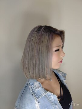 ウィット アンド ラファム Wit &La Famme イルミナカラースターダストでボブ