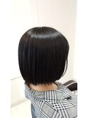 大人可愛いミニボブ