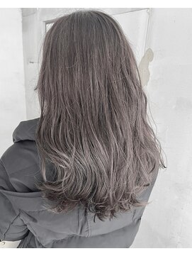 ヘアーアンドアトリエ マール(Hair&Atelier Marl) 【Marl】ハイライトグレージュカラー×波巻きセミディ