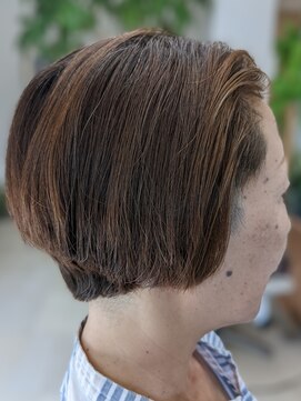 グラムゼロ 中側スッキリショートボブスタイル