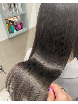 トゥーリ 薬院店(tuuli) tuuli miyu 11STEPトリートメントビフォーアフター