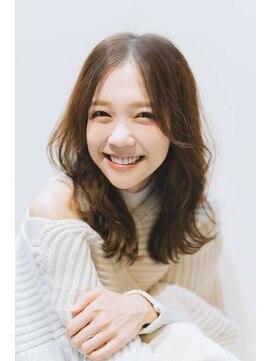 クロワ(croix) 大人かわいい柔らかセミディ