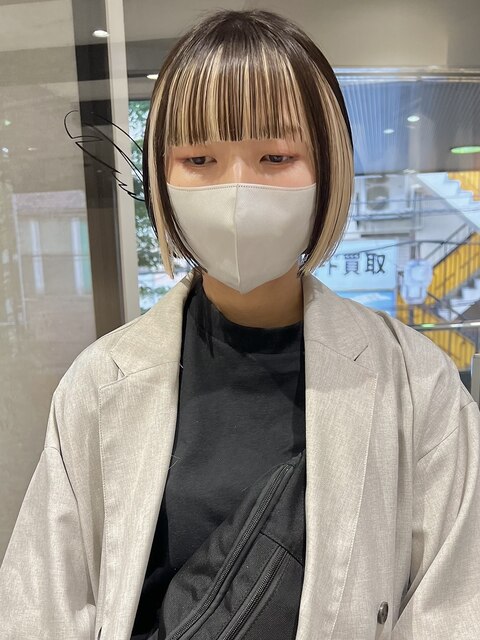 村上/前髪インナーカラータイトボブミルクティーベージュ