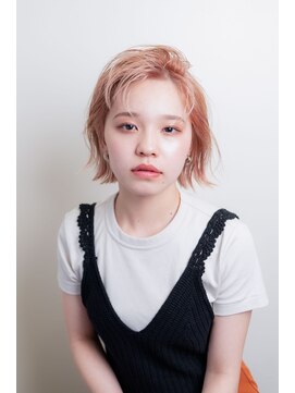 ディーボーイリタ 光の森(D-BOY Lita) ハイトーンボブ