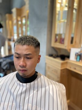 宮崎理容院 オークス店  クロップスタイル