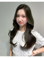 ワン バイ ジエクト(One by The Ect)&nbsp;似合わせカットフルバングオリーブグレージュレイヤーロング