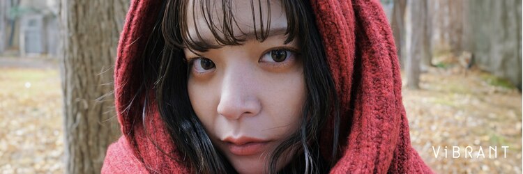 ヴィブラント(ViBRANT)のサロンヘッダー