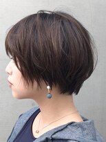 アングレカム(Angraecum)&nbsp;可愛さの中に落ち着きを☆大人のショートボブ