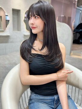 グロー 大宮(GLROW) 前髪顔まわりくびれレイヤーメルティカラー似合わせカットharuhi