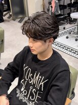 ゼスト リル 新宿(ZEST lill)&nbsp;ニュアンスパーマスペインカールフェザーパーマメンズパーマ