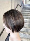 ハイライト×ショートボブ