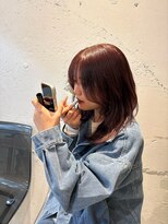 ライン(LINE) ワインレッド/暖色/透明感カラー/レイヤーカット