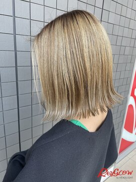 RAYGLOW by HEADLIGHT 那珂店【レイグローバイヘッドライト】【3月1日OPEN（予定）】 切りっぱなしボブ×ライトベージュ