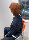 ファッションに映えるお洒落なオレンジ♪