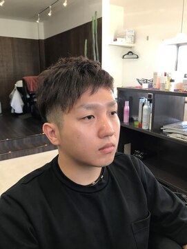 ソア フォー ヘアー(Soi for hair) 20代30代ワイルドフェードスパイキーショート