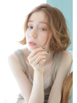 プラグ バイ ネオリーブ(plug by neolive) ワンカール外ハネパーマボブ