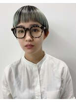 ダークルーツペールグレー