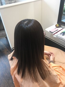 ヘアシップ パロス(Hair ship pharos) 手ぐし一発で元通り！なストレートです！