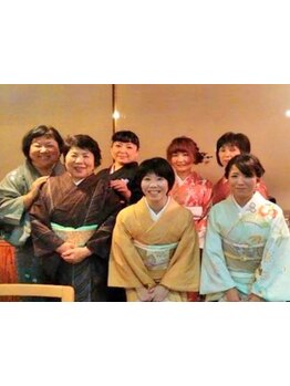 【伊集院】大人女性の髪の悩みは大人女性にお任せ★気さくな同世代スタイリスト達が共感しながら解決へ♪