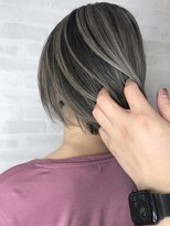 クヴェルアンドコー(Kvell&Co.)&nbsp;ショート エアータッチ バレイヤージュ