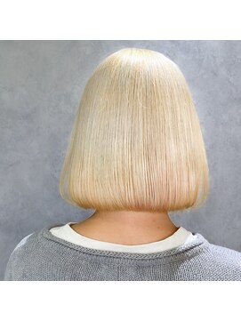 ミル(1001 mille) ダブルカラーでホワイトボブ【1001mille】