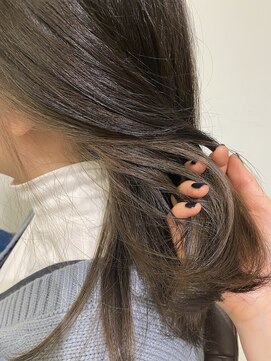 インビテーション(invitation) インナーカラー◎ミルキーアッシュ