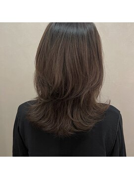 アンドワン 自由が丘(＆ONE) 【＆ONE 自由が丘】ウルフヘア × グレージュ