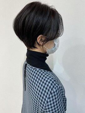 ラテ ヘア リリィ(latte hair lily) 大人可愛い/ハンサムショート