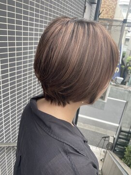 サロンドベリタ(salon de VERITA) 大人デザインショート